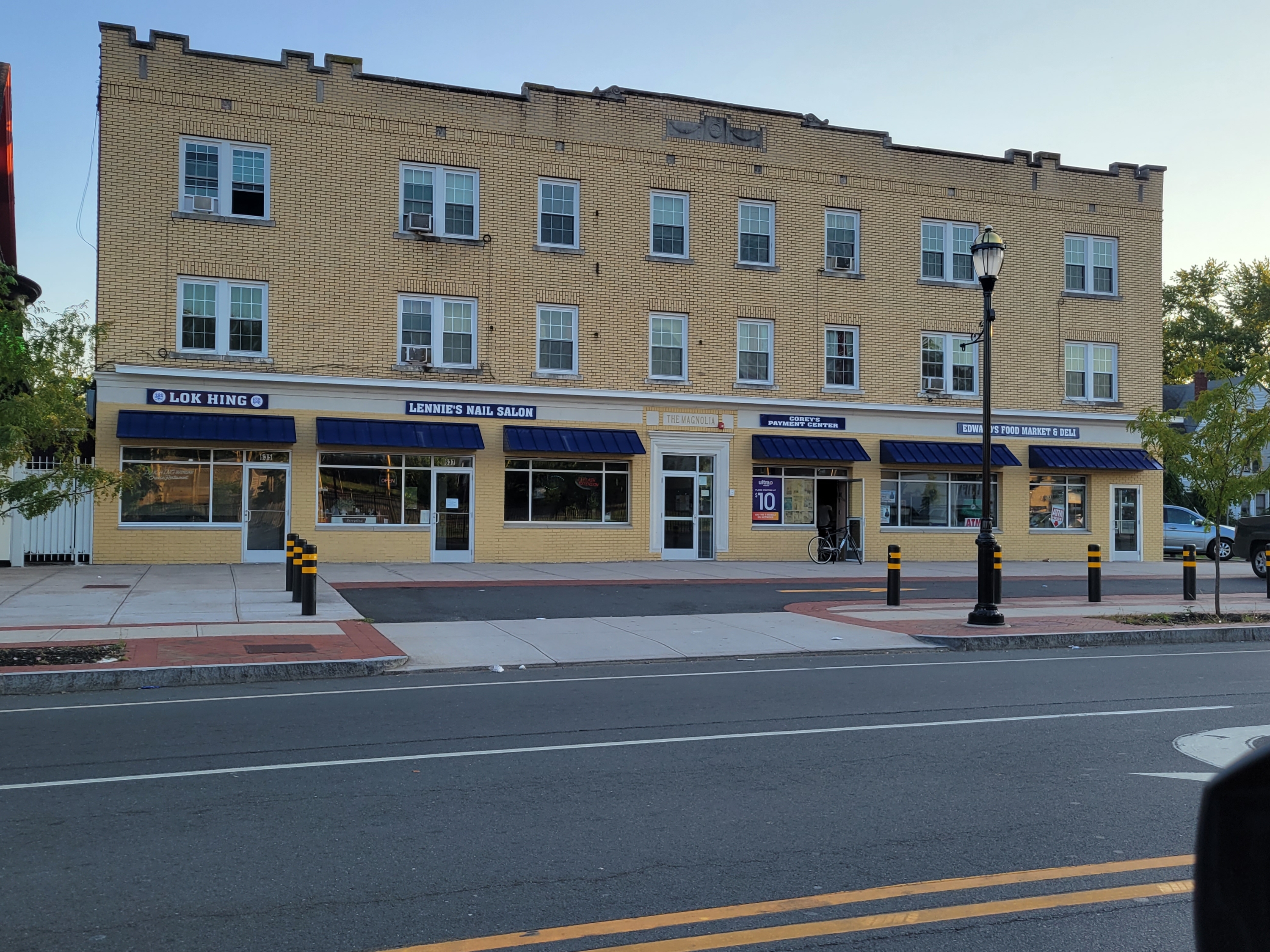 635-651 Albany Avenue, Hartford